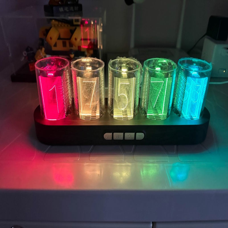 RGB Gaming Desktop Tech Decor  - đánh giá và giá Office Tech Decor